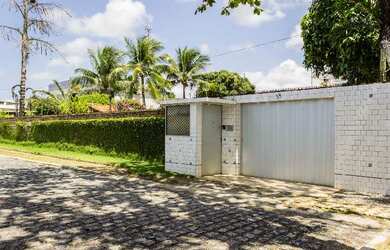 Imagem 1: CASA Nº39. Churrasqueira, 300m² de Área Privada, 5 Vagas na garageme3...