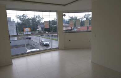 Imagem: O apartamento possui 3 Dormitórios, 2 Suítes, 1 Banheiro