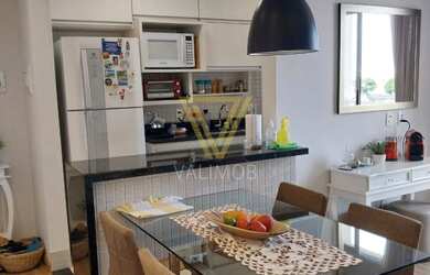 Imagem: O apartamento possui 2 Dormitórios, 1 Suíte, 2 Banheiros