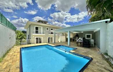 Imagem: Linda Casa 4 dorms / 3 suítes - Cond. Golf Village - Carapicuiba/SP