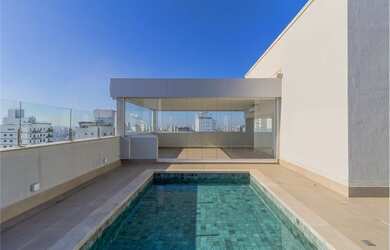 Imagem: O apartamento possui 4 Dormitórios, 1 Suíte, 5 Banheiros