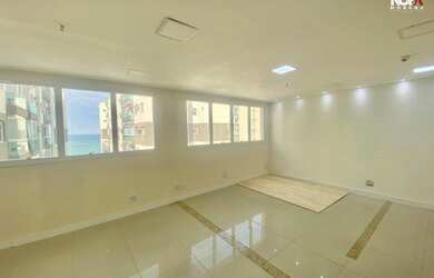 Imagem 2: 2 Salas Comerciais na Praia de Itaparica com vista mar!