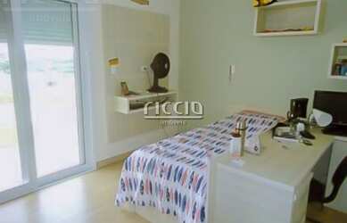 Imagem 7: 4 dormitórios, 4 suíte, 6 banheiro, 4 vagas na garagem, 450M² de Área...