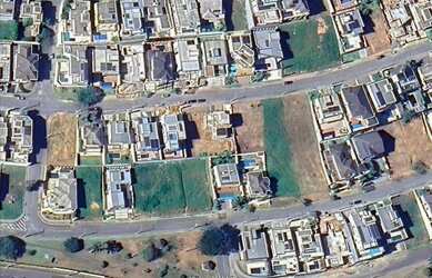 Imagem: O terreno possui 498m² de Área e está localizado em Urbanova