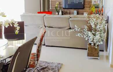 Imagem: O apartamento possui 4 Dormitórios, 2 Suítes, 5 Banheiros