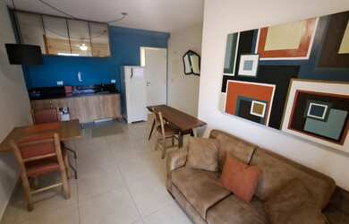 Imagem: O apartamento possui 1 Dormitório, 1 Banheiro, 1 Vaga na garagem