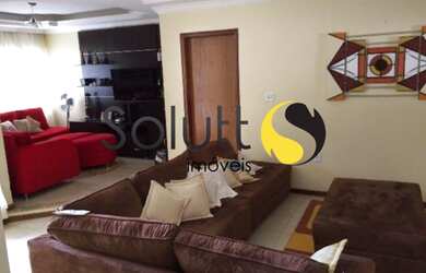 Imagem: A casa possui 4 Dormitórios, 4 Suítes, 5 Banheiros, 5 Vagas