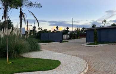 Imagem: O terreno possui 2.500m² de Área Privada e está localizado