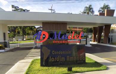 Imagem: A casa em condomínio possui 3 Dormitórios, 2 Suítes, 4 Banheiros