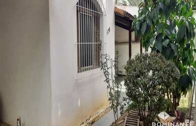 Imagem: A casa possui 5 Dormitórios, 230m² de Área e está localizado