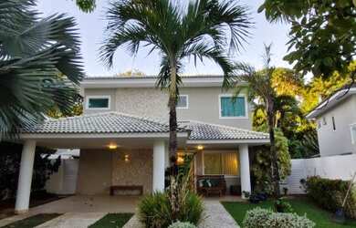 Imagem: A casa em condomínio possui 4 Dormitórios, 3 Suítes e 450m²