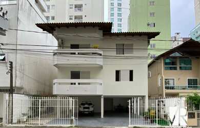 Imagem: O apartamento possui 3 Dormitórios, 1 Suíte, 2 Banheiros