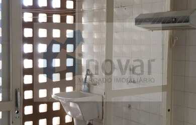 Imagem: O apartamento possui 3 Dormitórios, 2 Banheiros e 1 Vaga na