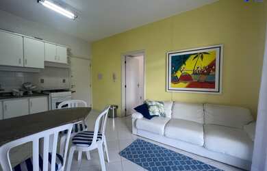 Imagem: O apartamento possui 2 Dormitórios, 1 Suíte, 2 Banheiros