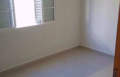 Imagem 3: ALUGA-SE EXCELENTE CASA - BAIRRO ANGELA ROSA