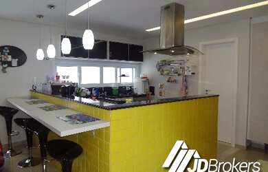 Imagem: A casa em condomínio possui 5 Dormitórios, 5 Suítes, 5 Banheiros