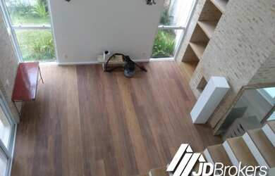 Imagem: A casa em condomínio possui 3 Dormitórios, 3 Suítes, 4 Banheiros