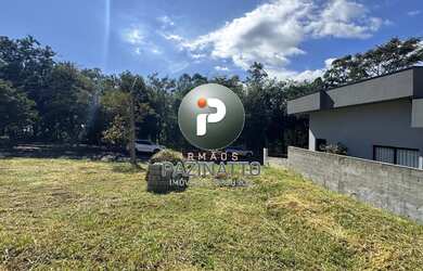 Imagem: O terreno possui 307m² de Área e está localizado em Pinheiro