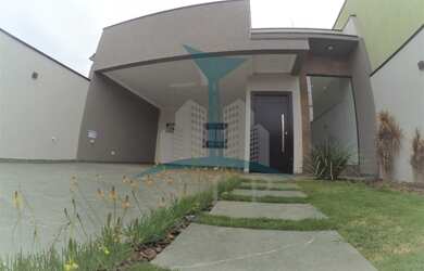 Imagem: A casa possui 3 Dormitórios, 1 Suíte, 2 Banheiros, 2 Vagas