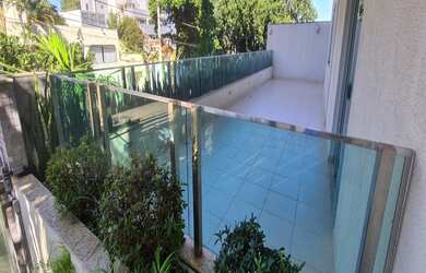 Imagem: O apartamento possui 3 Dormitórios, 1 Suíte, 2 Banheiros