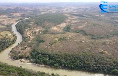 Imagem: A fazenda possui 1 Dormitório, 1 Banheiro, 823m² de Área