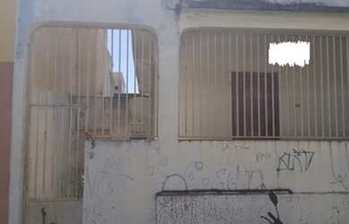 Imagem: A casa possui 2 Dormitórios e está localizado em Centro