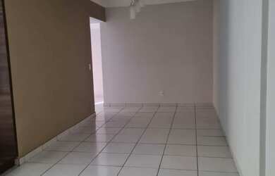 Imagem: O apartamento possui 3 Dormitórios, 1 Suíte, 2 Banheiros