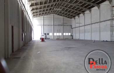 Imagem: O depósito possui 10 Vagas na garagem, 3.000m² de Área e