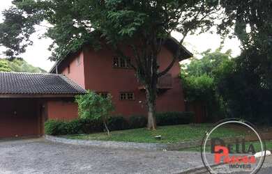 Imagem: A casa em condomínio possui 4 Dormitórios, 4 Suítes, 3 Vagas