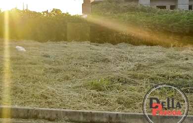 Imagem: O terreno possui 236m² de Área Privada e está localizado