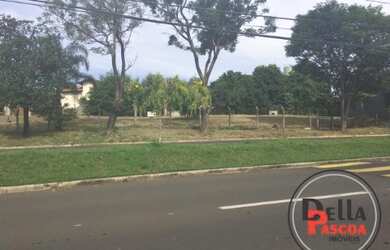 Imagem: O terreno possui 1.285m² de Área Privada e está localizado