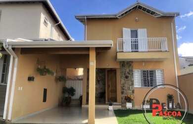 Imagem: A casa em condomínio possui 3 Dormitórios, 1 Suíte, 2 Banheiros