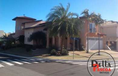 Imagem: A casa em condomínio possui 3 Dormitórios, 2 Suítes, 6 Vagas