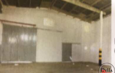 Imagem: O depósito para alugar possui 2352m² de Área e está localizado