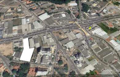 Imagem: O terreno possui 3.000m² de Área Privada e está localizado