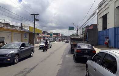 Imagem: O depósito possui 800m² de Área e está localizado em Centro
