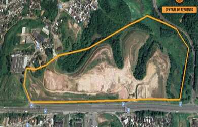 Imagem: O terreno possui 460000m² de Área Privada e está localizado