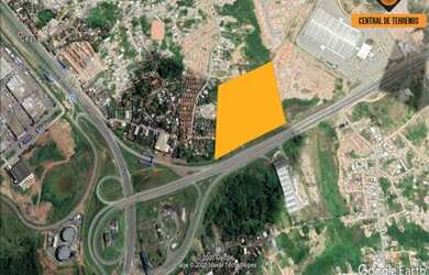 Imagem: O terreno possui 50000m² de Área Privada e está localizado