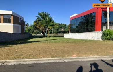 Imagem: O terreno possui 700m² de Área Privada e está localizado