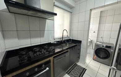 Imagem: O apartamento possui 3 Dormitórios, 1 Suíte, 2 Banheiros