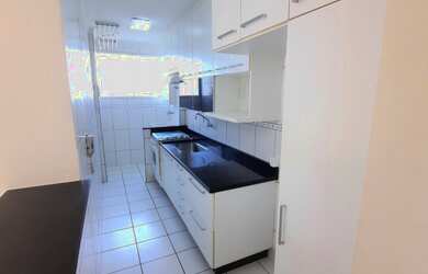 Imagem: O apartamento possui 3 Dormitórios, 1 Suíte, 1 Banheiro, 1