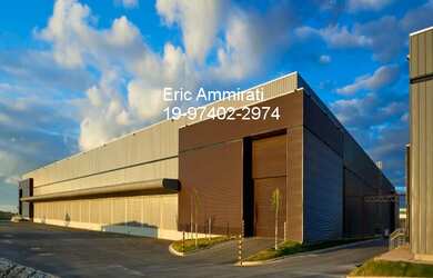 Imagem: O depósito possui 200.000m² de Área, 152.000m² de Área