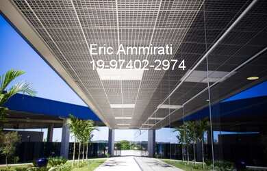 Imagem: O depósito possui 100.000m² de Área, 61.000m² de Área Privada