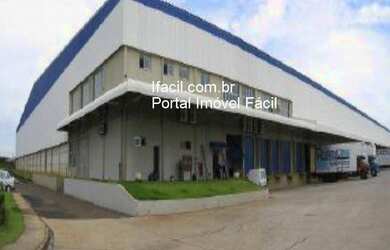 Imagem: O depósito possui 66.439m² de Área e está localizado em