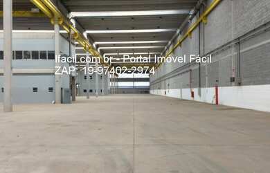 Imagem: O depósito possui 137.000m² de Área, 34.000m² de Área Privada