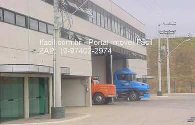 Imagem: O depósito possui 30.000m² de Área, 15.000m² de Área Privada