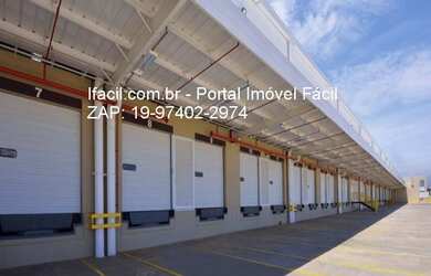 Imagem: O depósito possui 430.000m² de Área, 150.000m² de Área