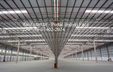 Imagem: O depósito possui 111.051m² de Área, 75.260m² de Área Privada