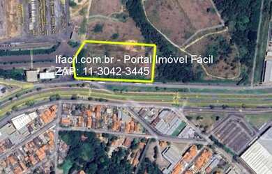 Imagem: O terreno possui 16.000m² de Área Privada e está localizado