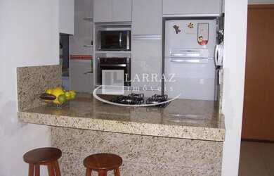 Imagem: O apartamento possui 3 Dormitórios, 1 Suíte, 2 Banheiros